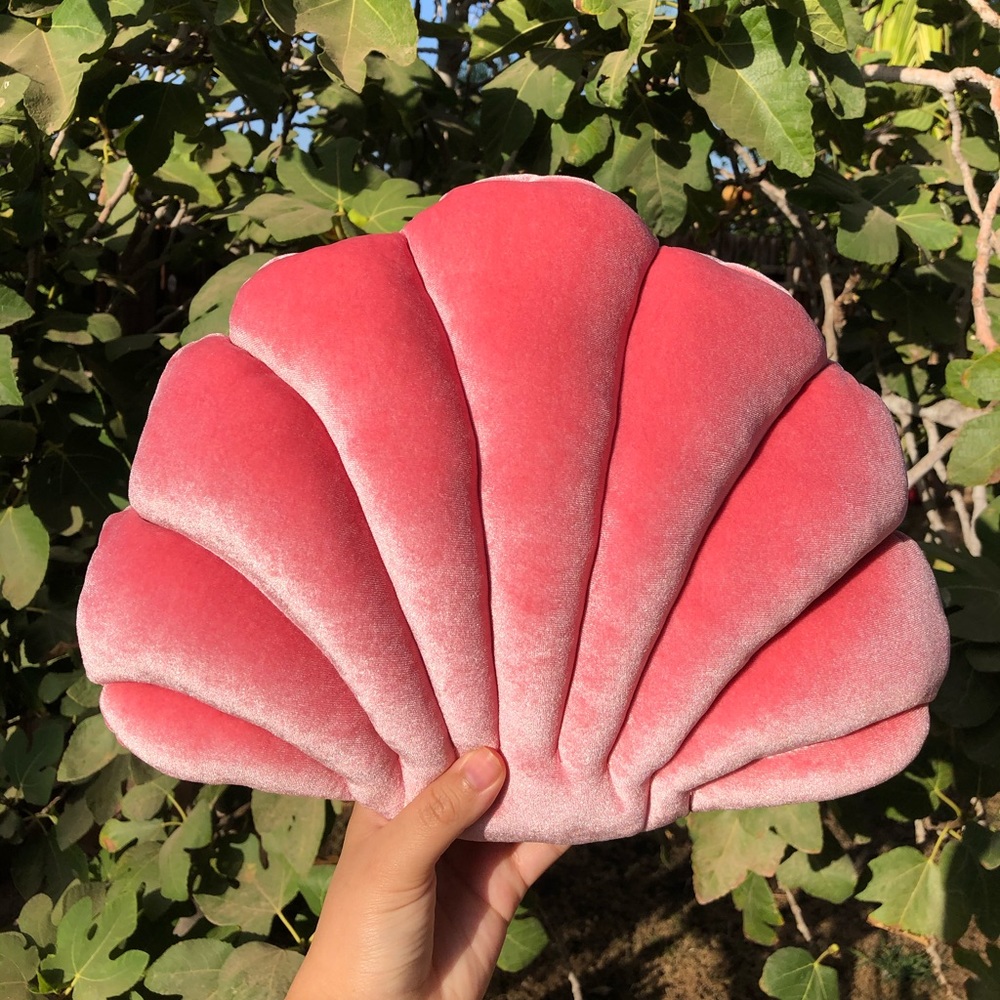 Velvet Seashell Pillow